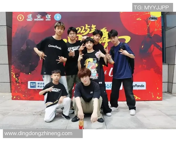 西安街舞队灵活性创新高引领全国街舞新潮流